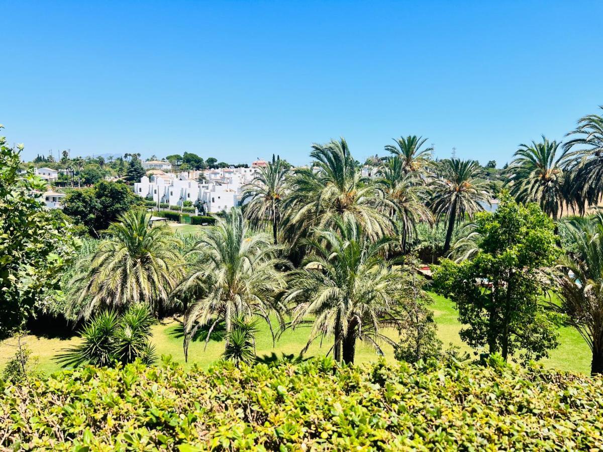 Appartamento Aloha House With Bbq Near The Beach In Estepona Esterno foto